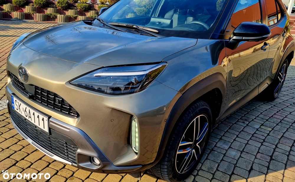 Toyota Yaris Cross Hybrid 1.5 Executive - 24