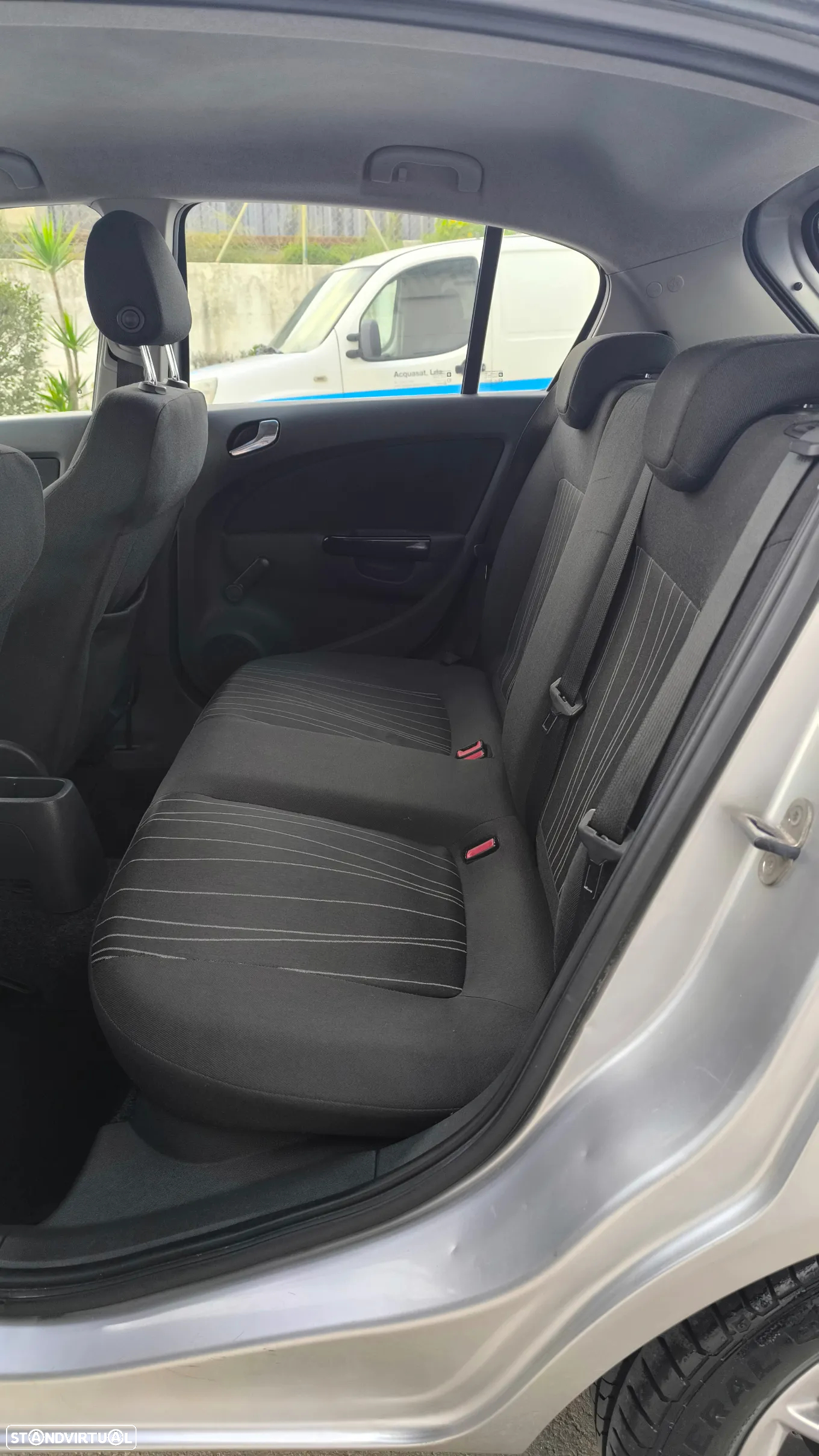 Opel Corsa 1.2 Cosmo - 39