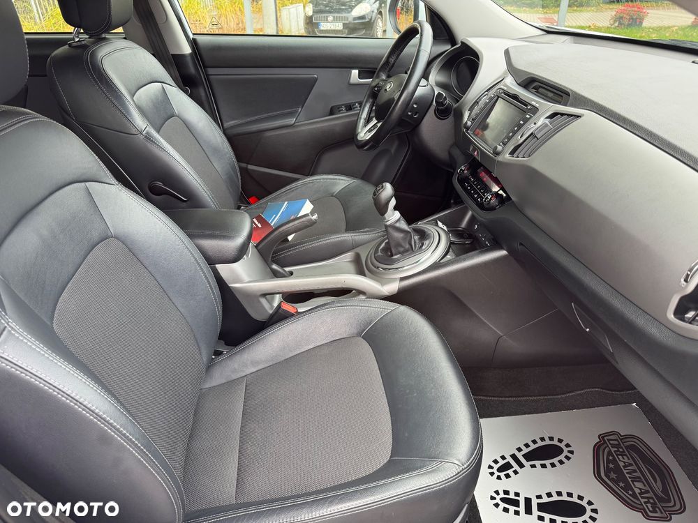 Kia Sportage - 16