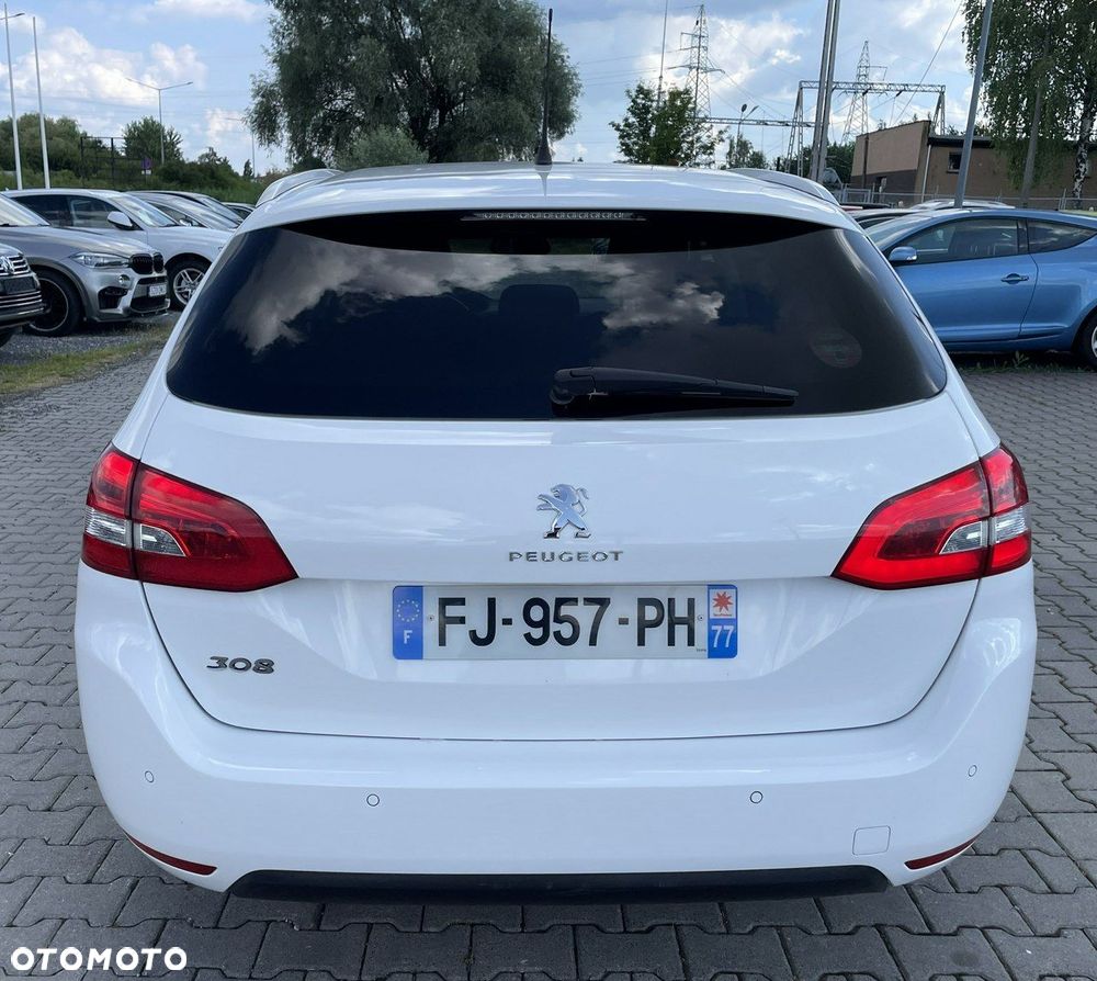 Peugeot 308 - 5