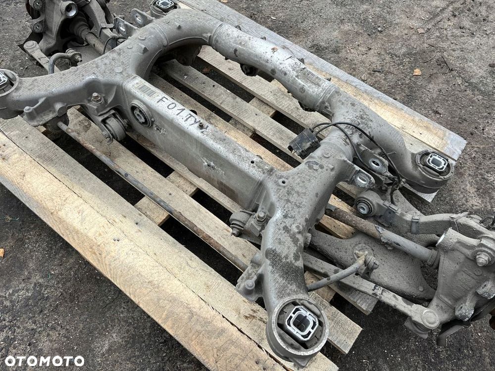 BMW F01 F02 WÓZEK TYLNY ZAWIESZENIE BDB STAN - 9