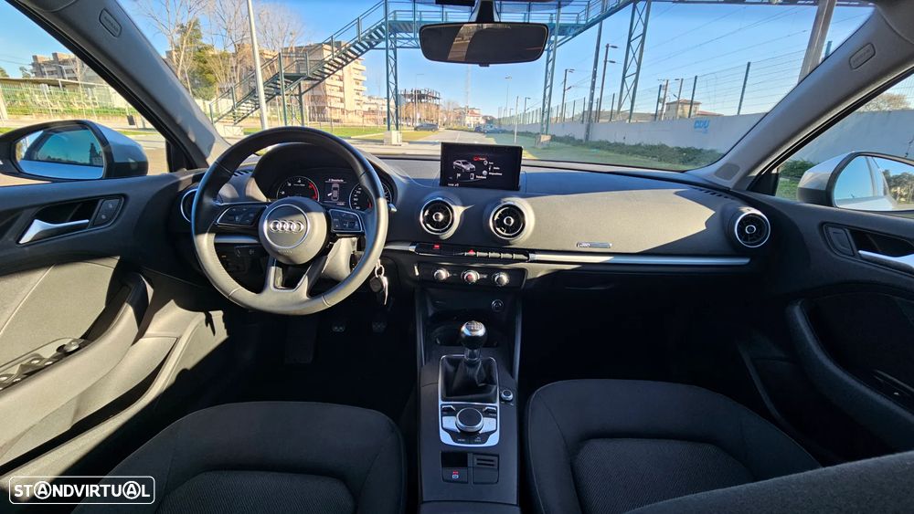 Audi A3 Limousine 30 TDI - 5