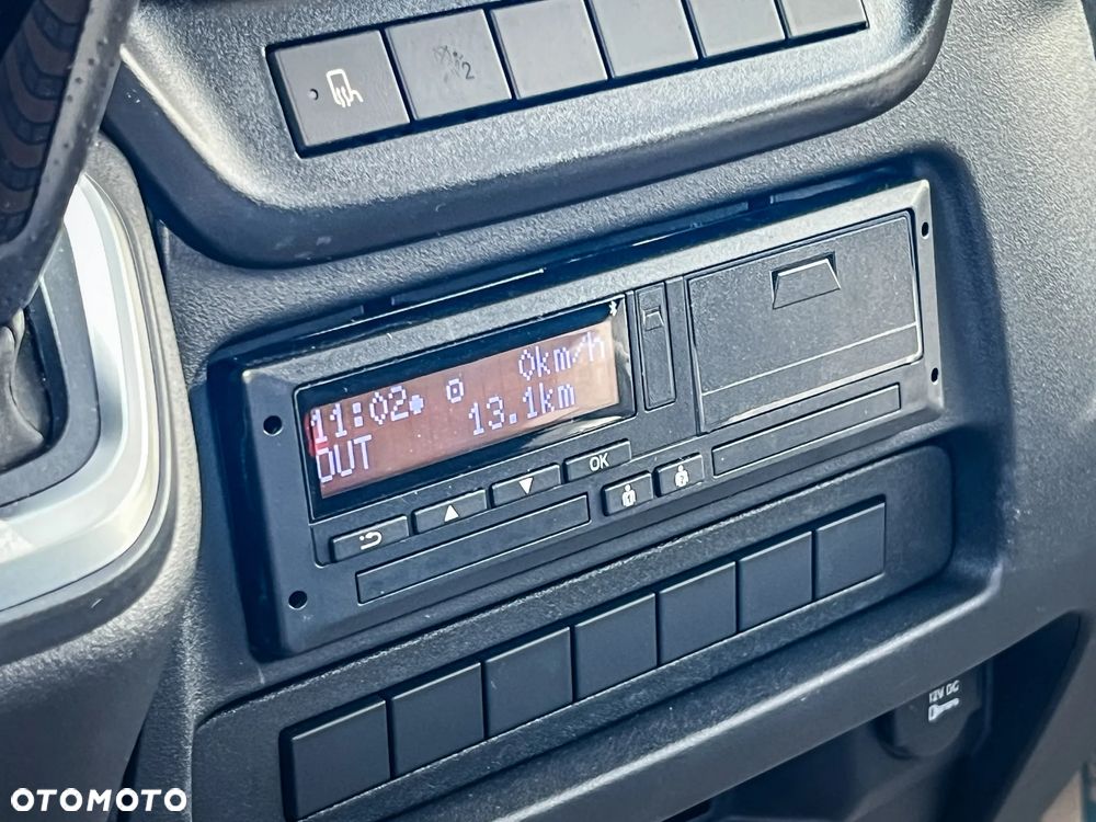 Iveco 35S18HA8 3.0 Diesel 180 KM AT8 'ZF' Autolaweta, Sypialnia, GSC - 25