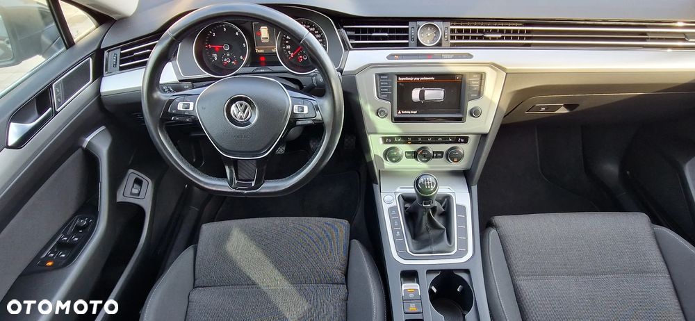 Volkswagen Passat 2.0 TDI SCR (BlueMotion Technology) Comfortline - 7