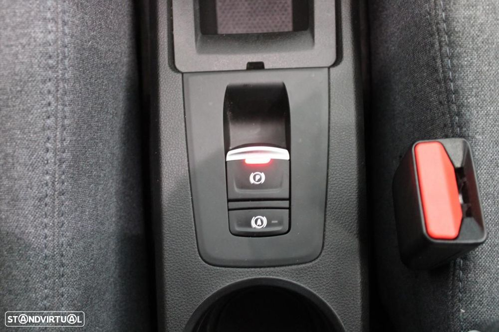 Renault Zoe (c/ Bateria) EV50 110hp Evolution - 24