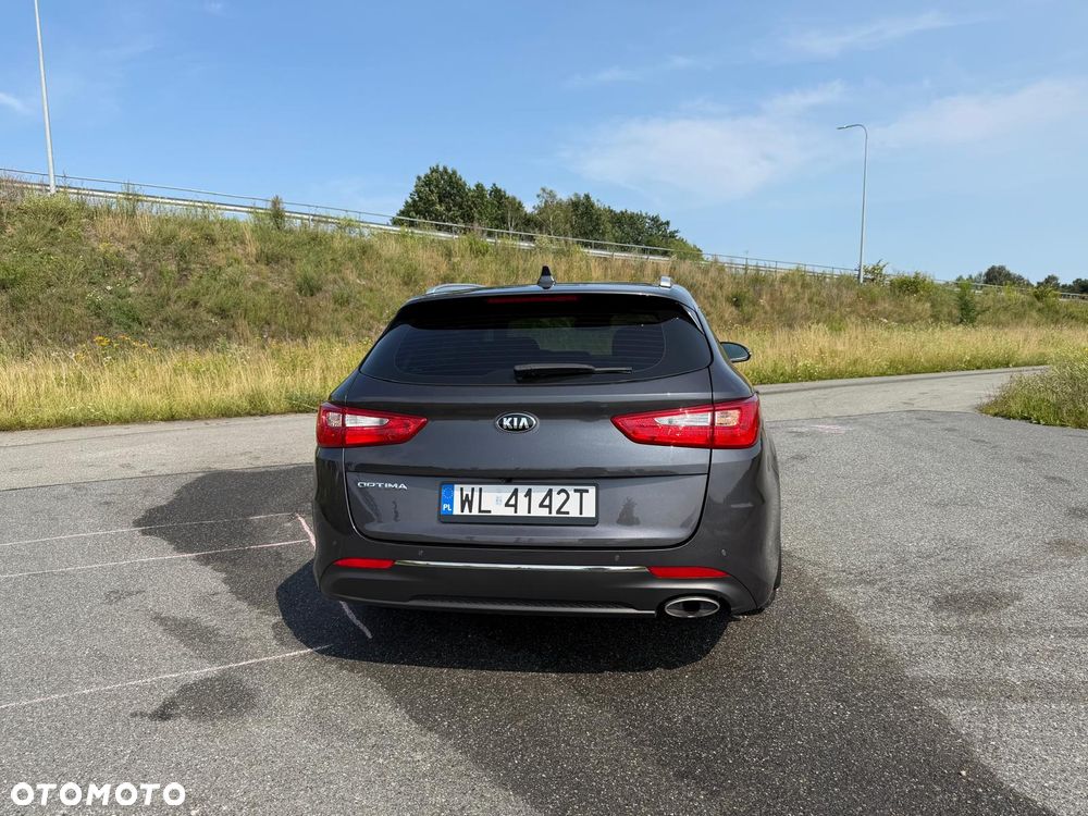 Kia Optima 2.0 M - 7