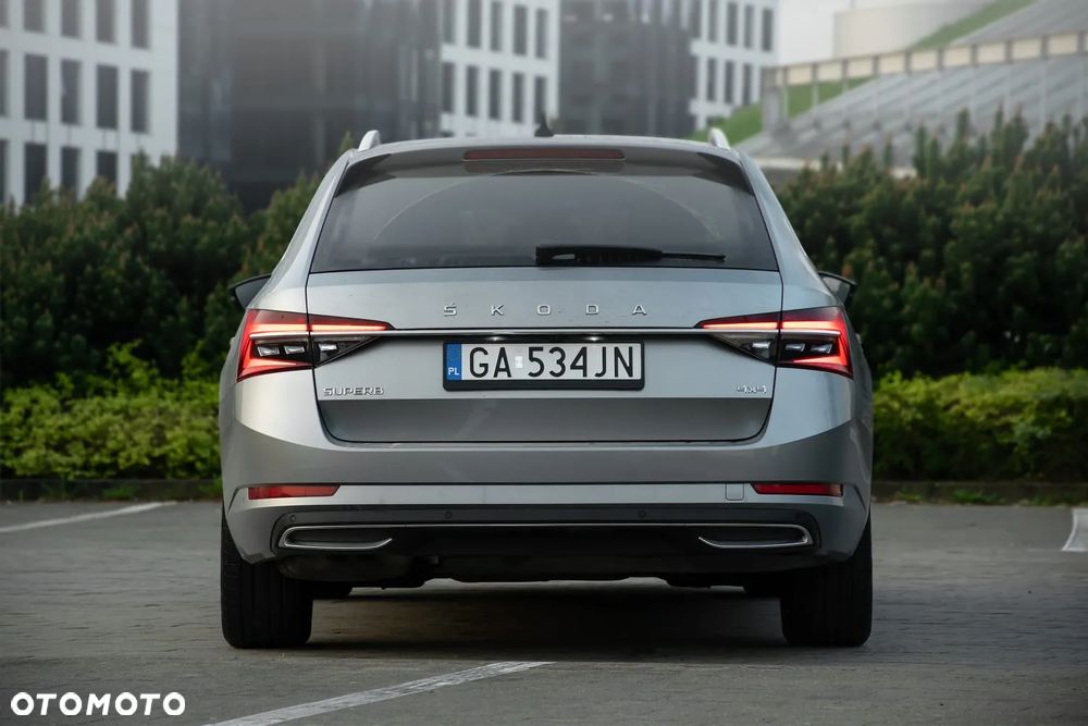 Skoda Superb 2.0 TDI 4x4 DSG L&K - 3