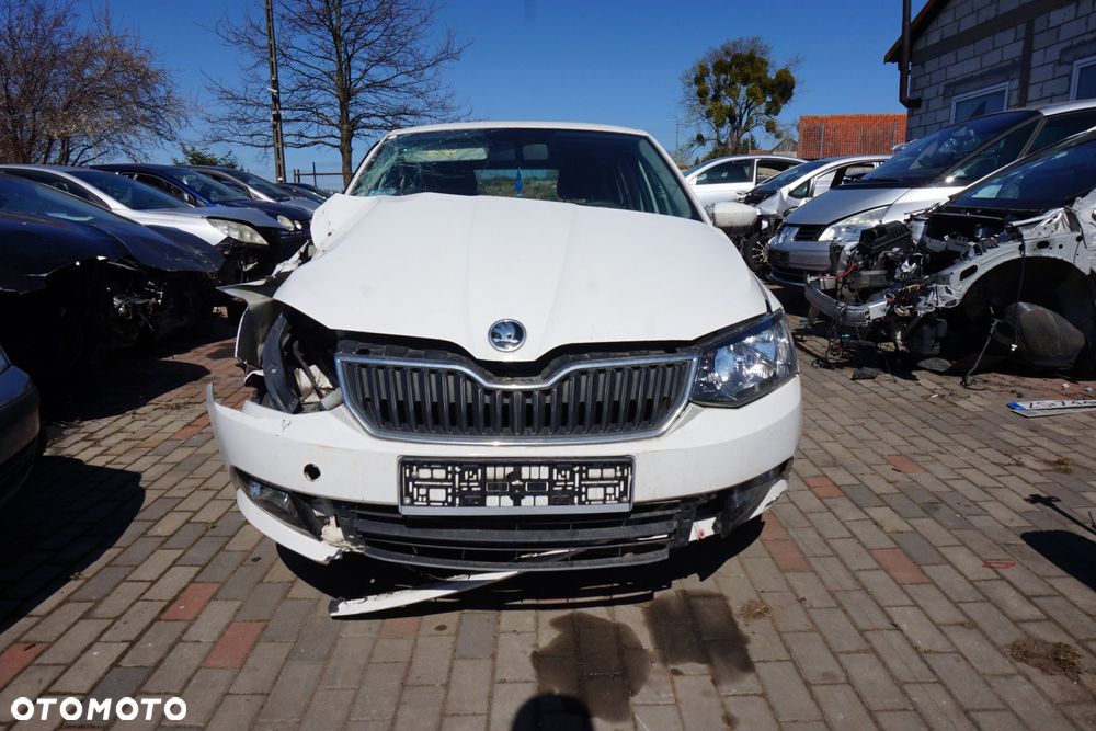 SKODA FABIA III NJ3 KOMBI 2015 LF9E 1.0 12V CHYB 75KM QAE BIAŁY na części - 8