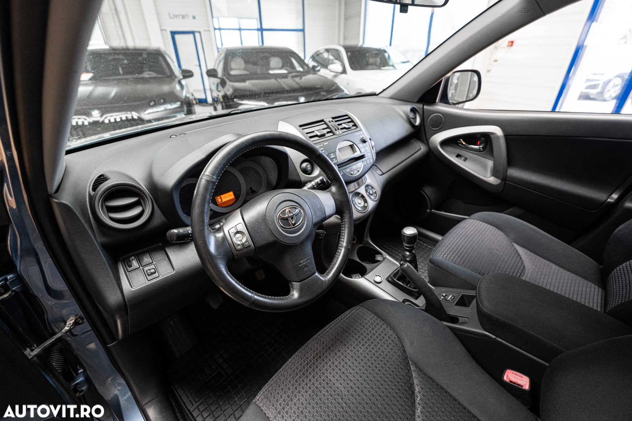 Toyota RAV4 - 17
