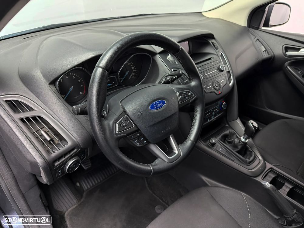 Ford Focus SW 1.0 EcoBoost S&S Trend - 8