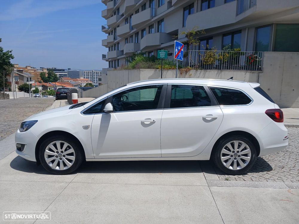 Opel Astra Sports Tourer 1.6 CDTi Executive S/S - 6