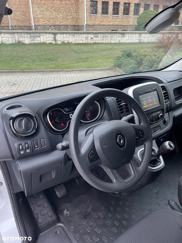 Renault Trafic - 30