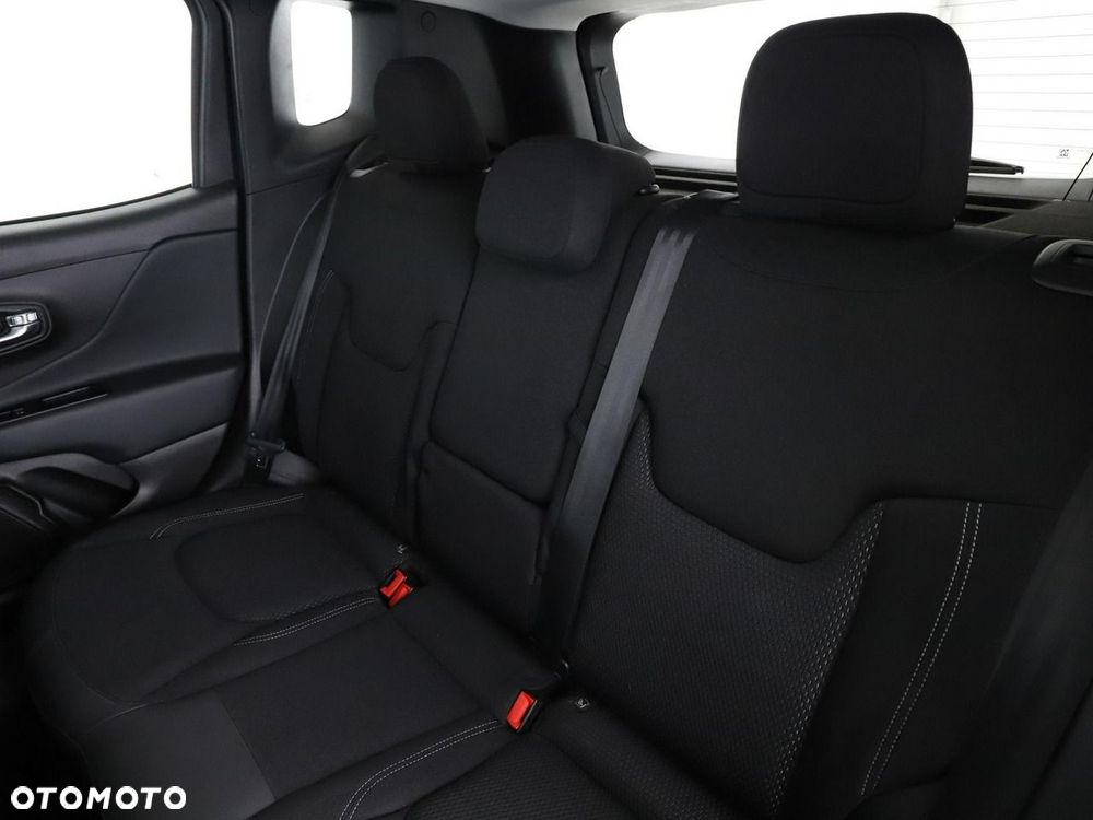 Jeep Renegade 1.5 T4 mHEV S FWD S&S DCT - 18