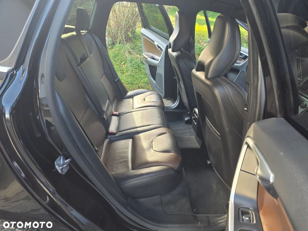 Volvo XC 60 D4 AWD Summum - 10