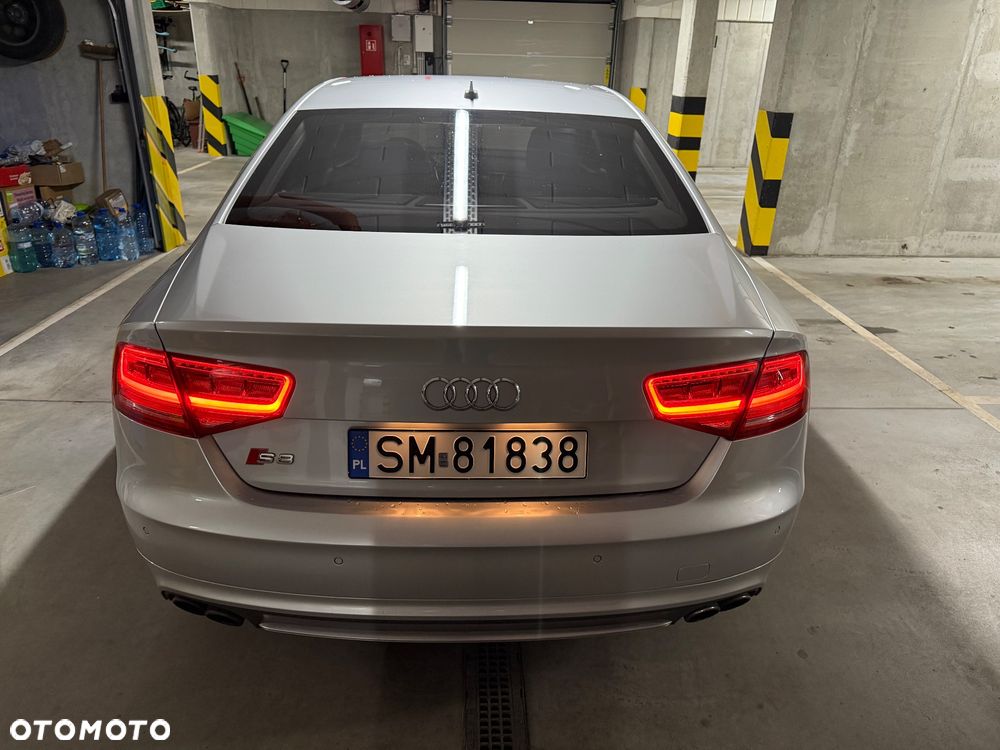 Audi A8 4.2 TDI DPF quattro tiptronic - 13