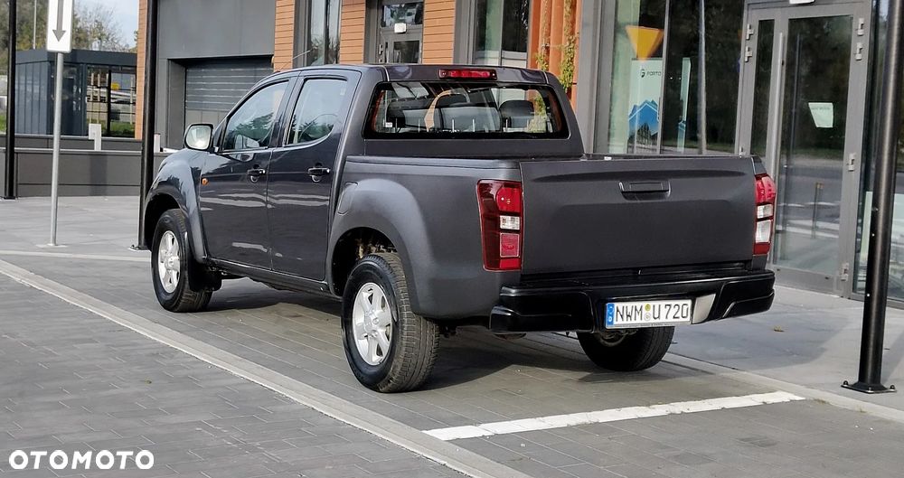 Isuzu D-Max 1.9 DC LS+ - 2