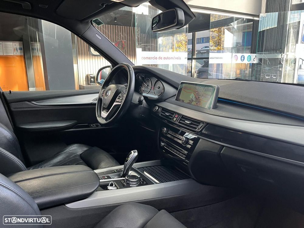 BMW X5 25 d sDrive Comfort 7L - 10
