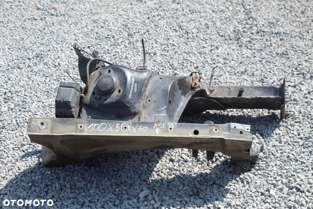 ĆWIARTKA PODŁUŻNICA OKULAR FARTUCH KIELICH PRAWY PRZÓD BMW X5 E53