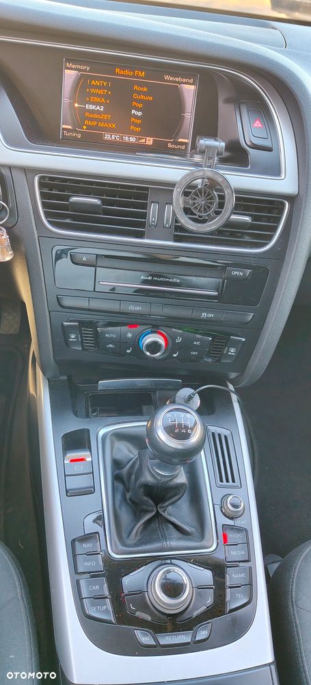 Audi A4 Avant 2.0 TDI quattro - 28