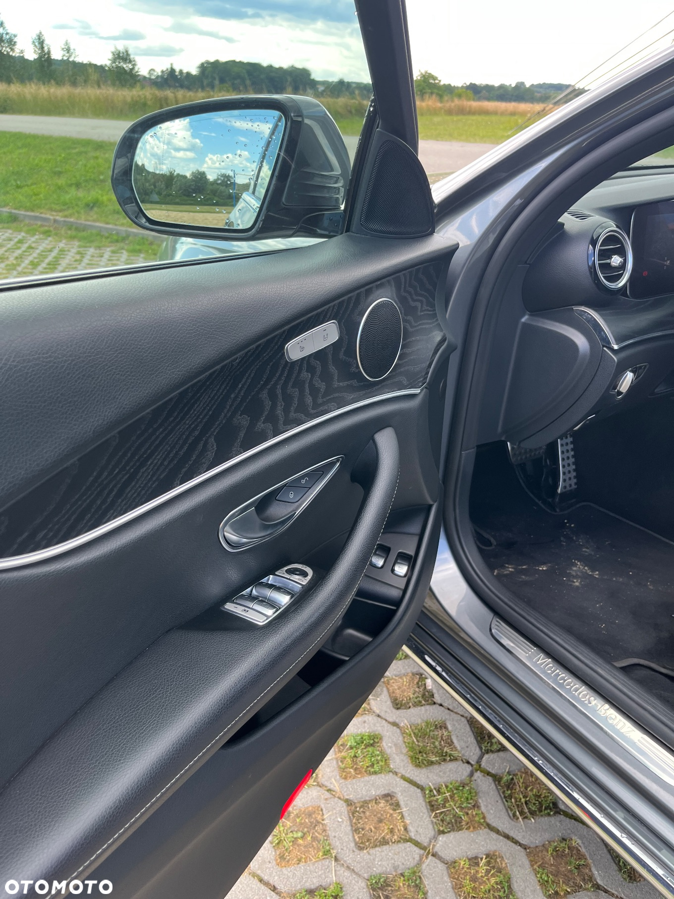 Mercedes-Benz Klasa E 220 d T 9G-TRONIC Sportstyle Edition - 13