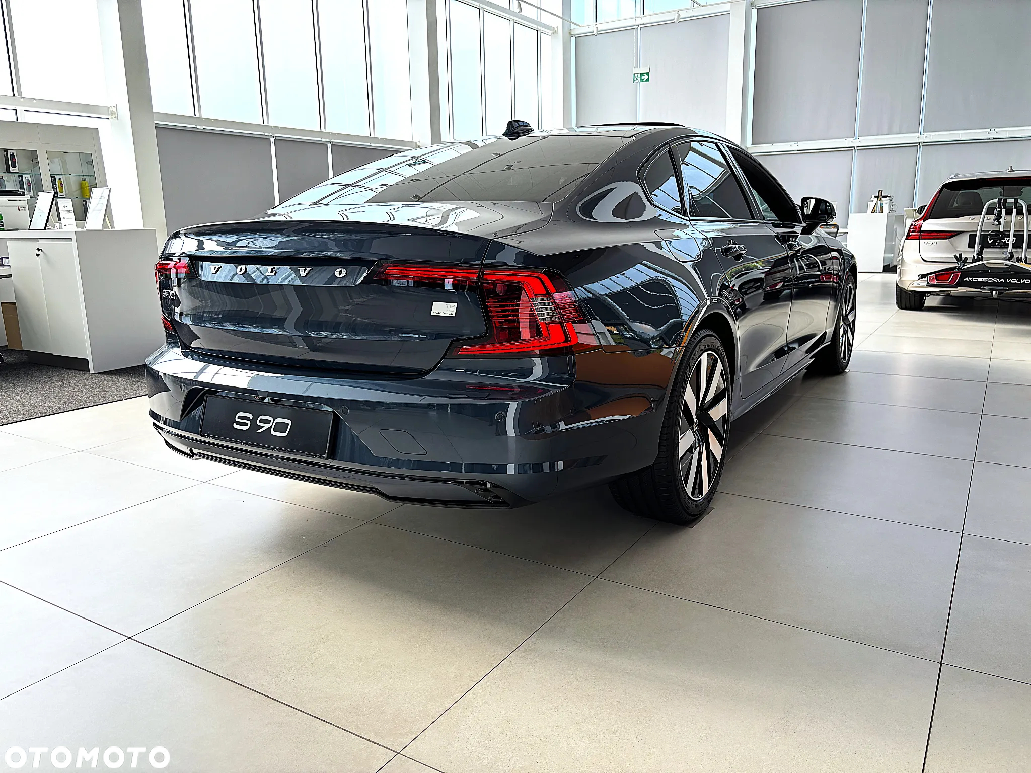 Volvo S90 - 3