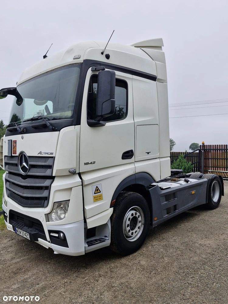Mercedes-Benz ACTROS - 9