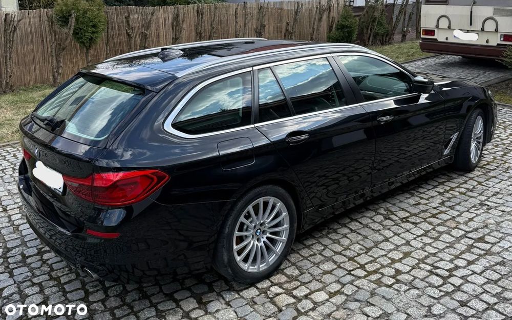 BMW Seria 5 530d xDrive Sport Line - 9