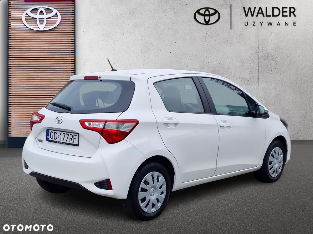 Toyota Yaris 1.0 Active EU6 - 3