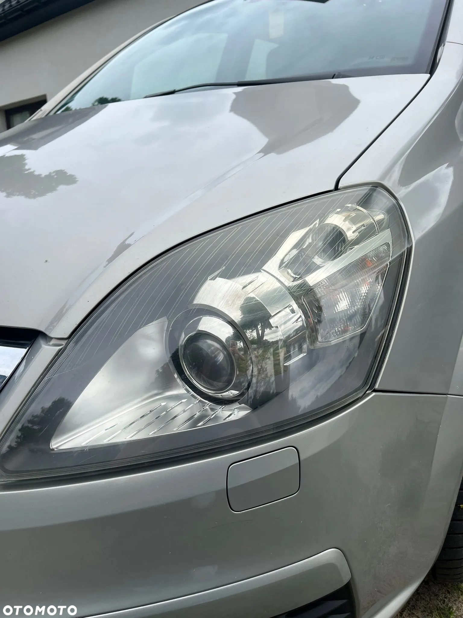 Opel Zafira 2.0 T Sport - 18