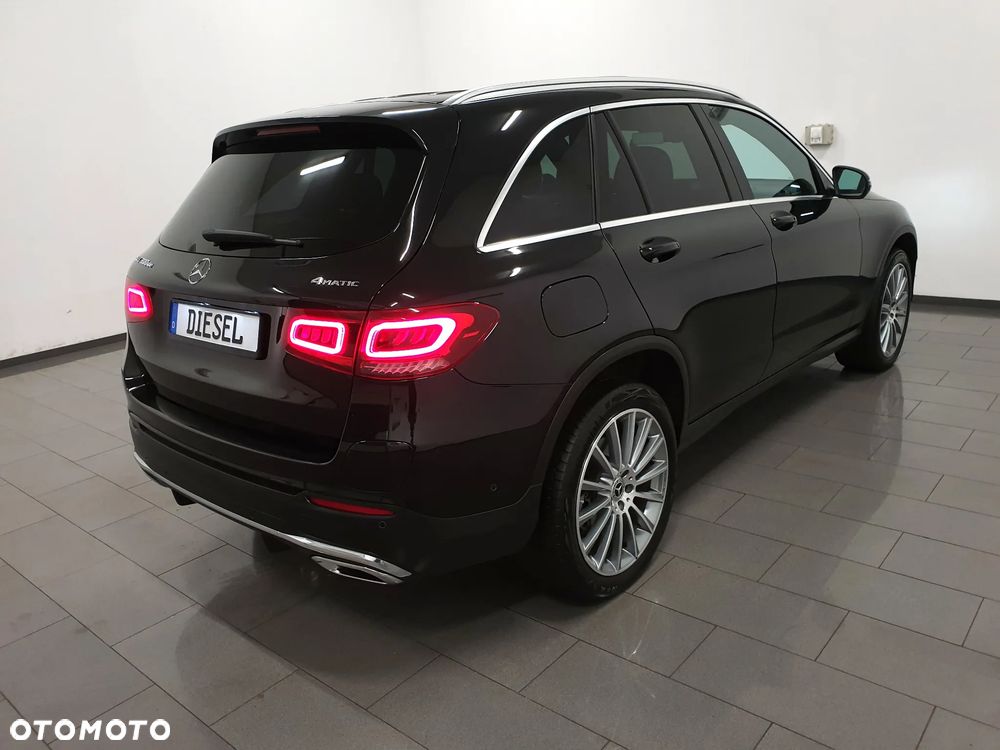 Mercedes-Benz GLC 300 de 4Matic 9G-TRONIC AMG Line Plus - 6