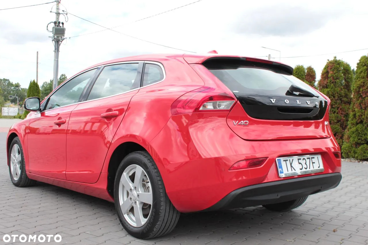 Volvo V40 D2 Momentum - 7