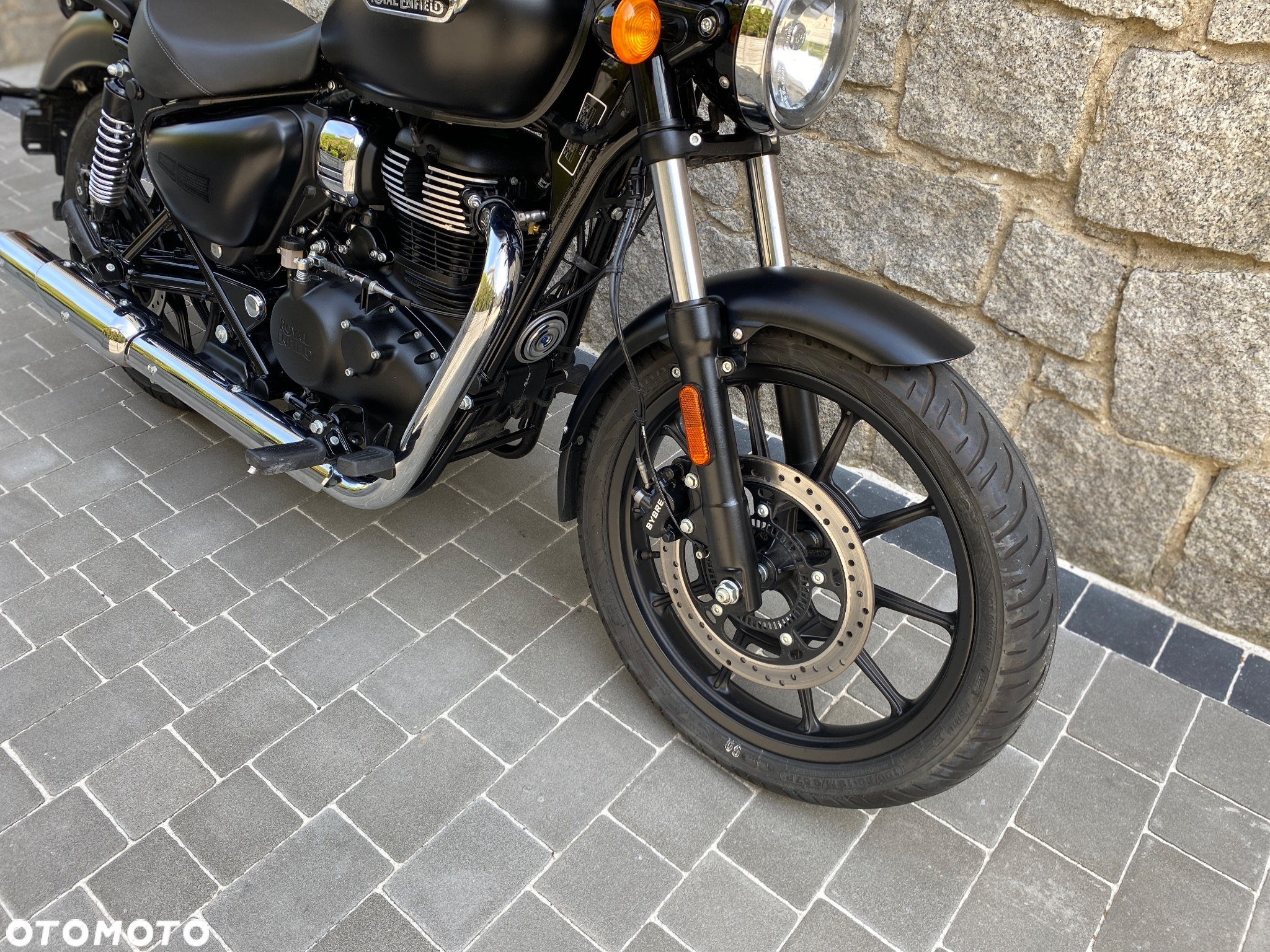 Royal Enfield Meteor - 9