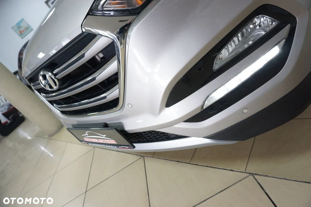 Hyundai Tucson 2.0 CRDi 4WD Automatik Style - 12