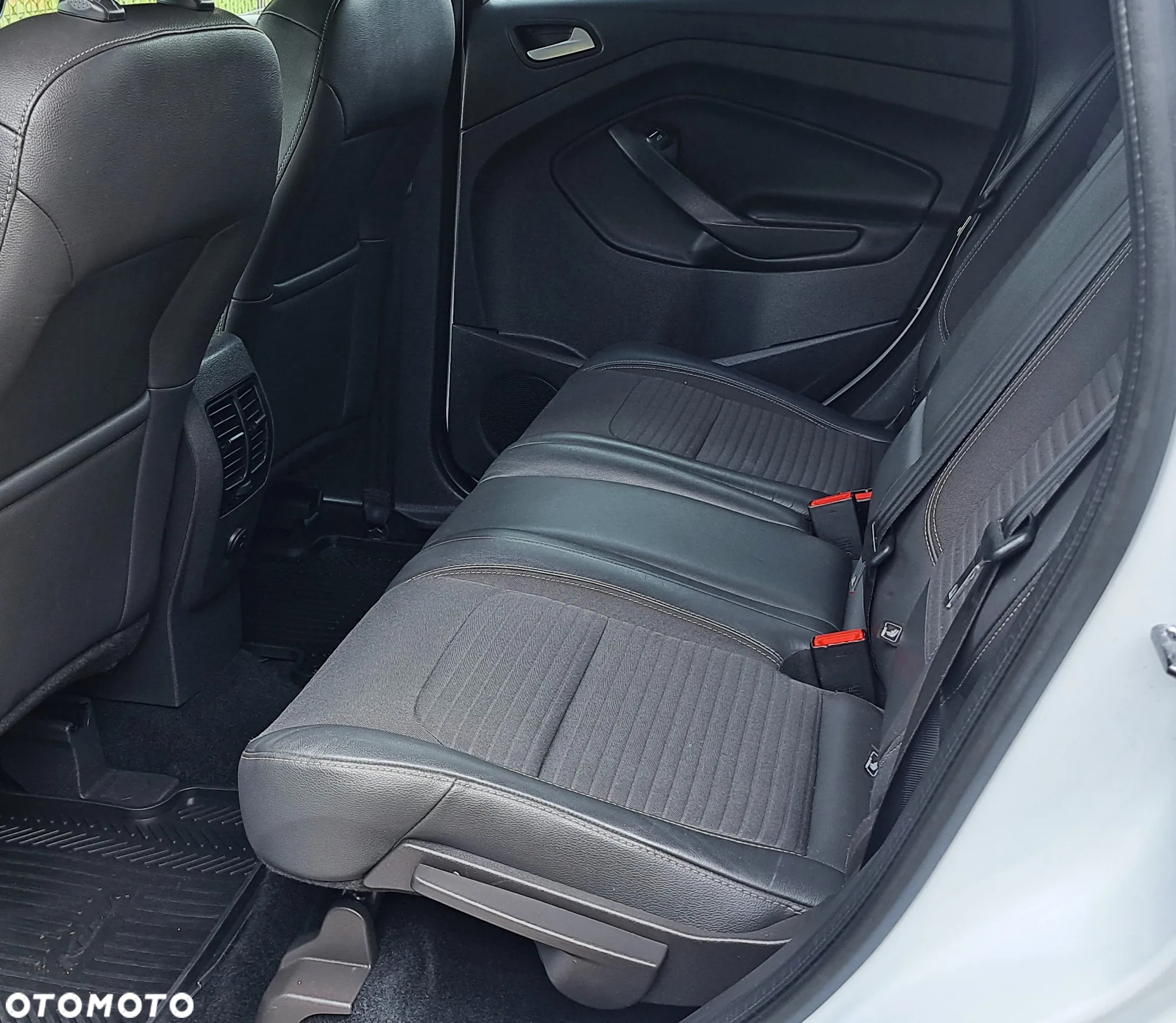 Ford Kuga 2.0 TDCi 4WD Titanium - 21