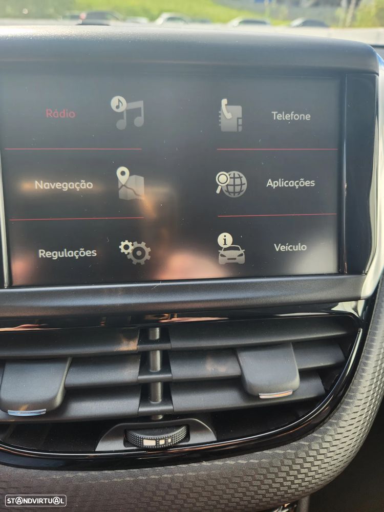 Peugeot 2008 PureTech 110 Stop&Start EAT6 GT-Line Edition - 24