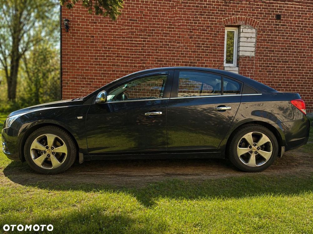 Chevrolet Cruze - 1