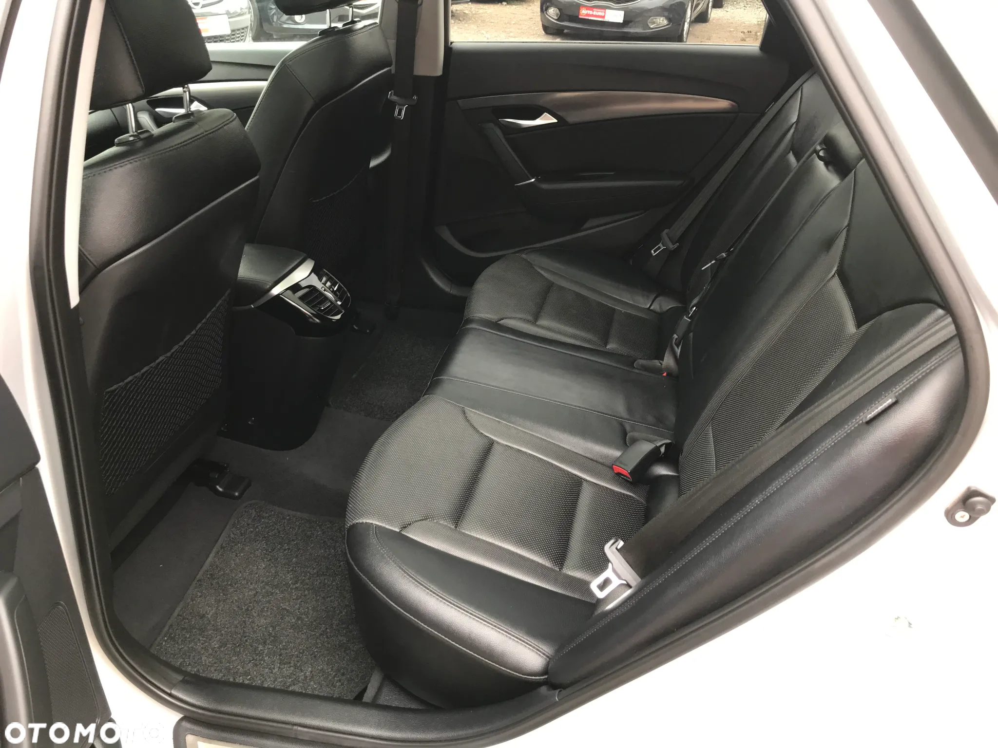 Hyundai i40 i40cw 1.7 CRDi Premium - 12