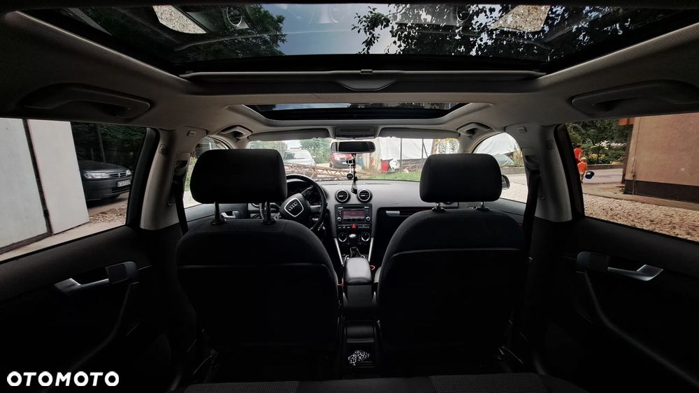 Audi A3 Sportback 1.6 Ambiente - 10