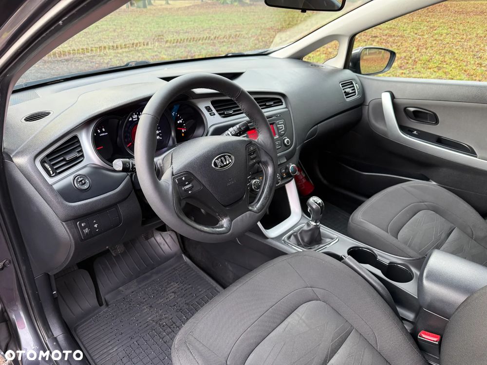 Kia Ceed 1.4 CRDi 90 Spirit - 14