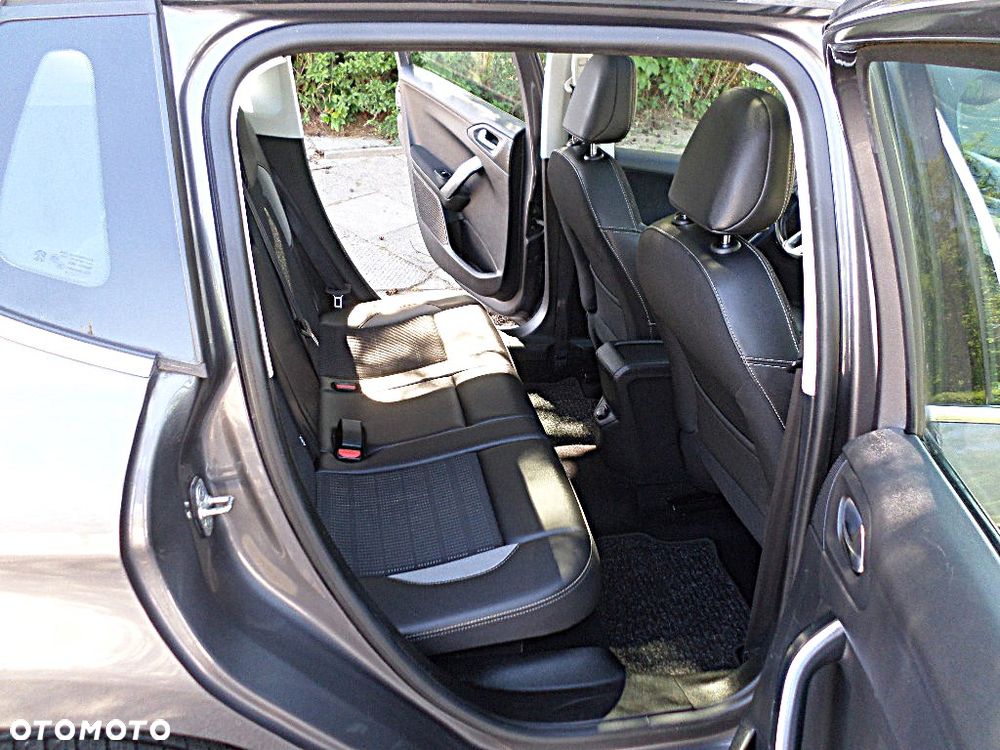 Peugeot 2008 BlueHDi 100 STOP & START Style - 25
