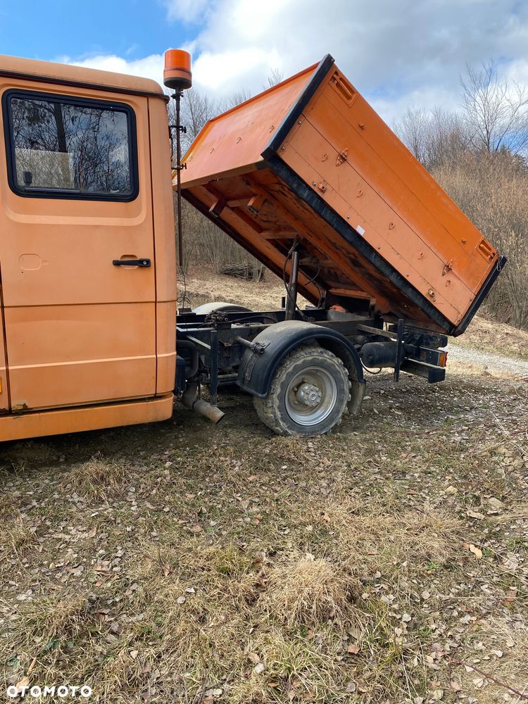 Mercedes-Benz 614 - 14