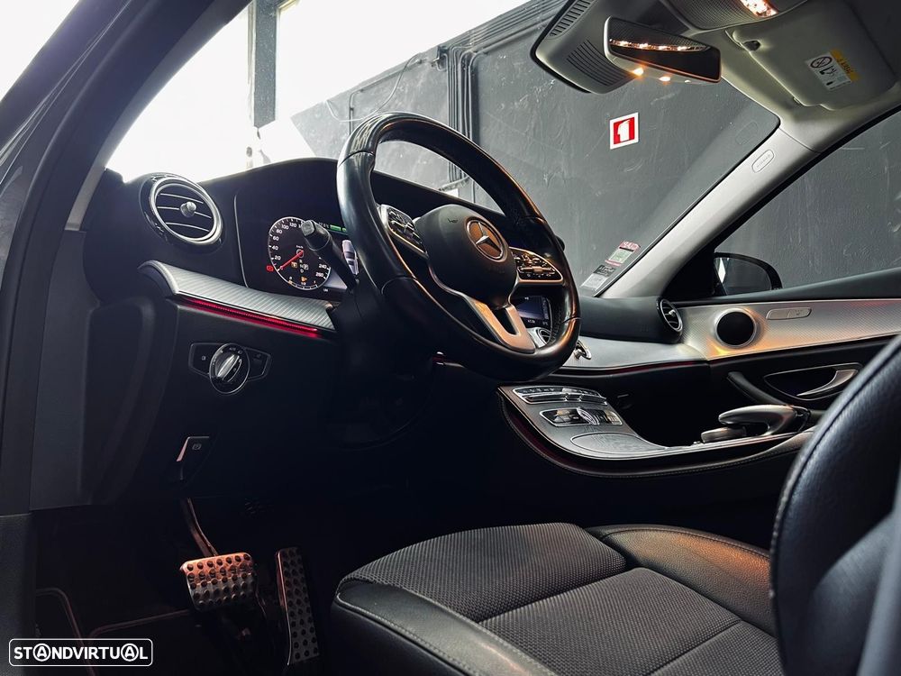 Mercedes-Benz E 300 de Exclusive Line - 20