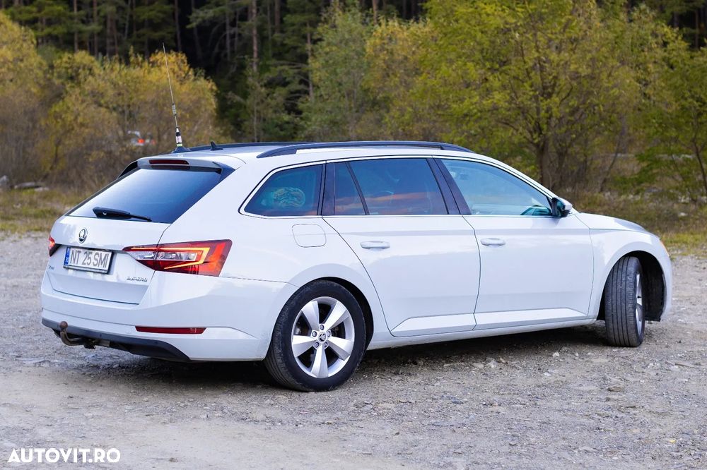 Skoda Superb Combi 2.0 TDI Active - 4