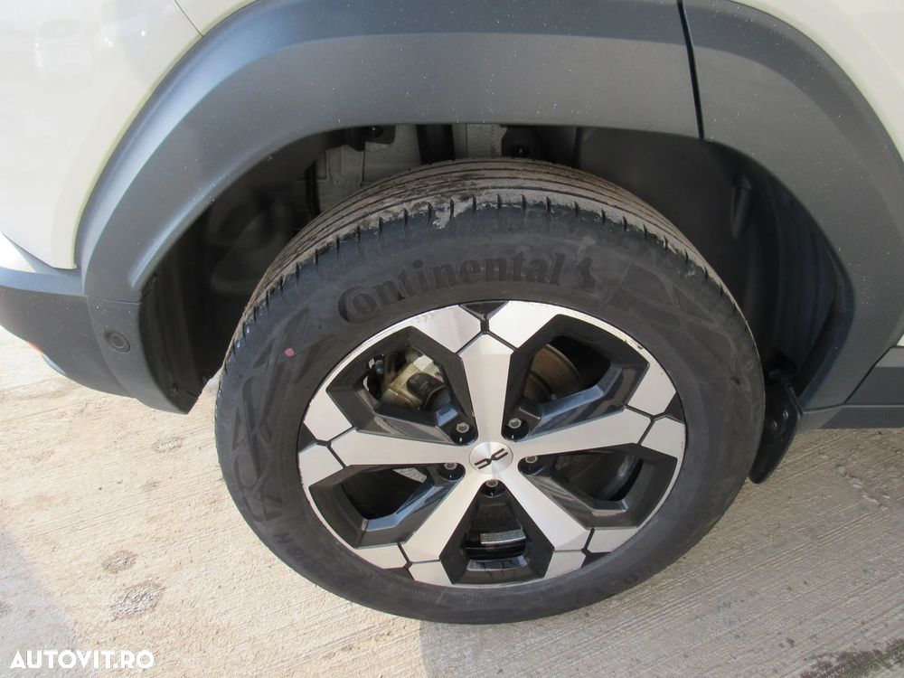 Dacia Duster 140 Journey - 8