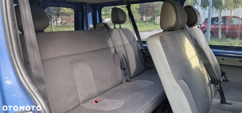 Opel Vivaro L2H1 2.9t - 10