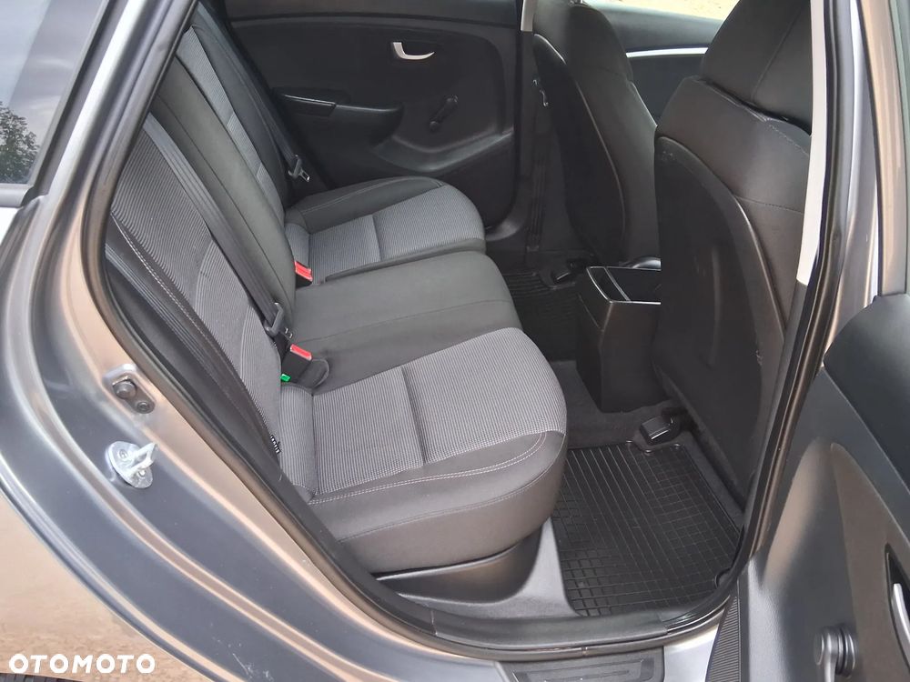 Hyundai i30 - 16
