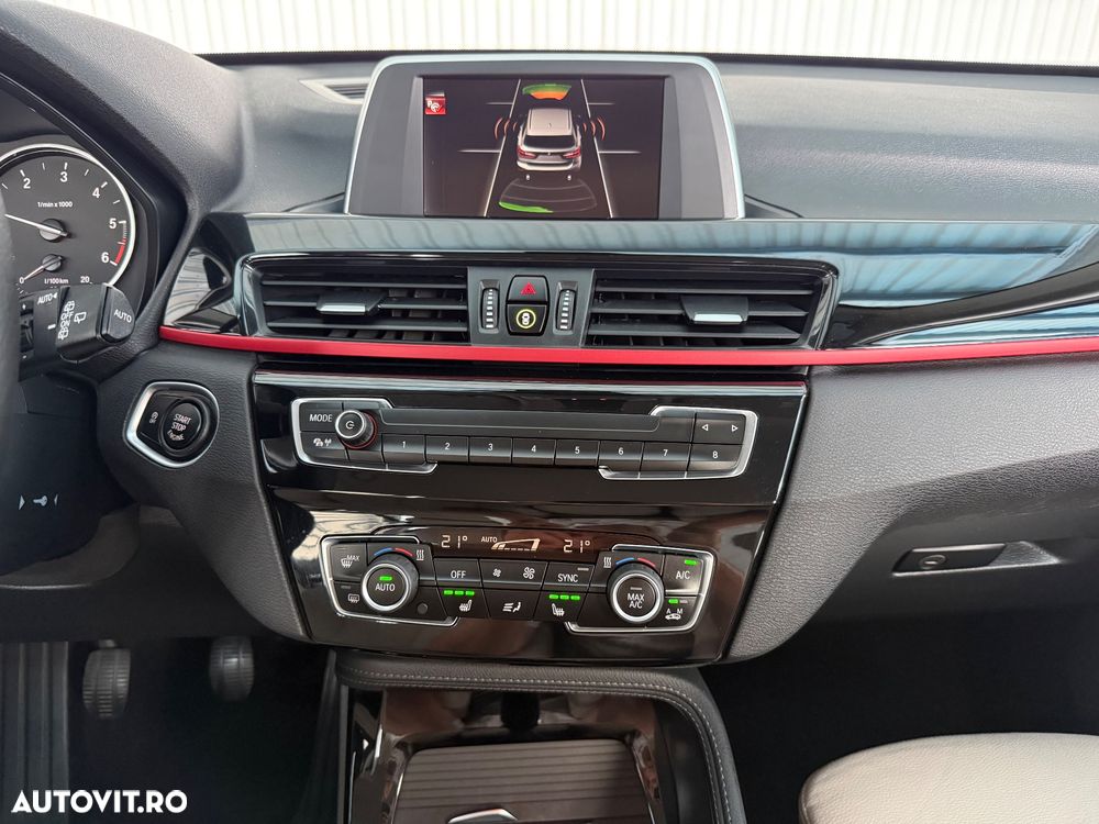 BMW X1 xDrive20d Sport Line - 38