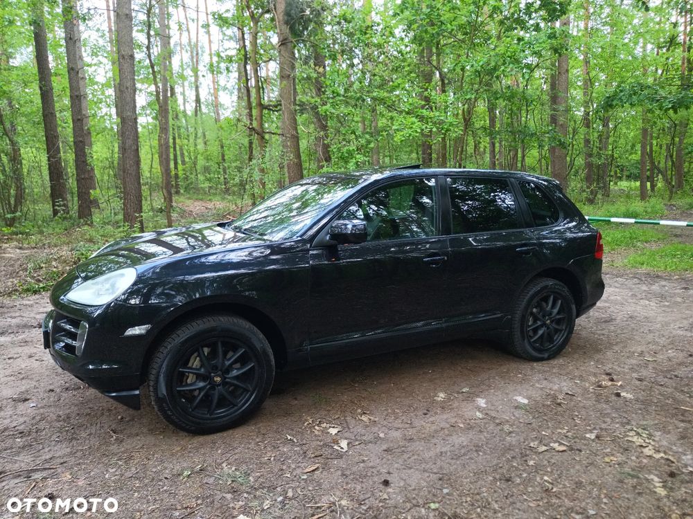 Porsche Cayenne - 30