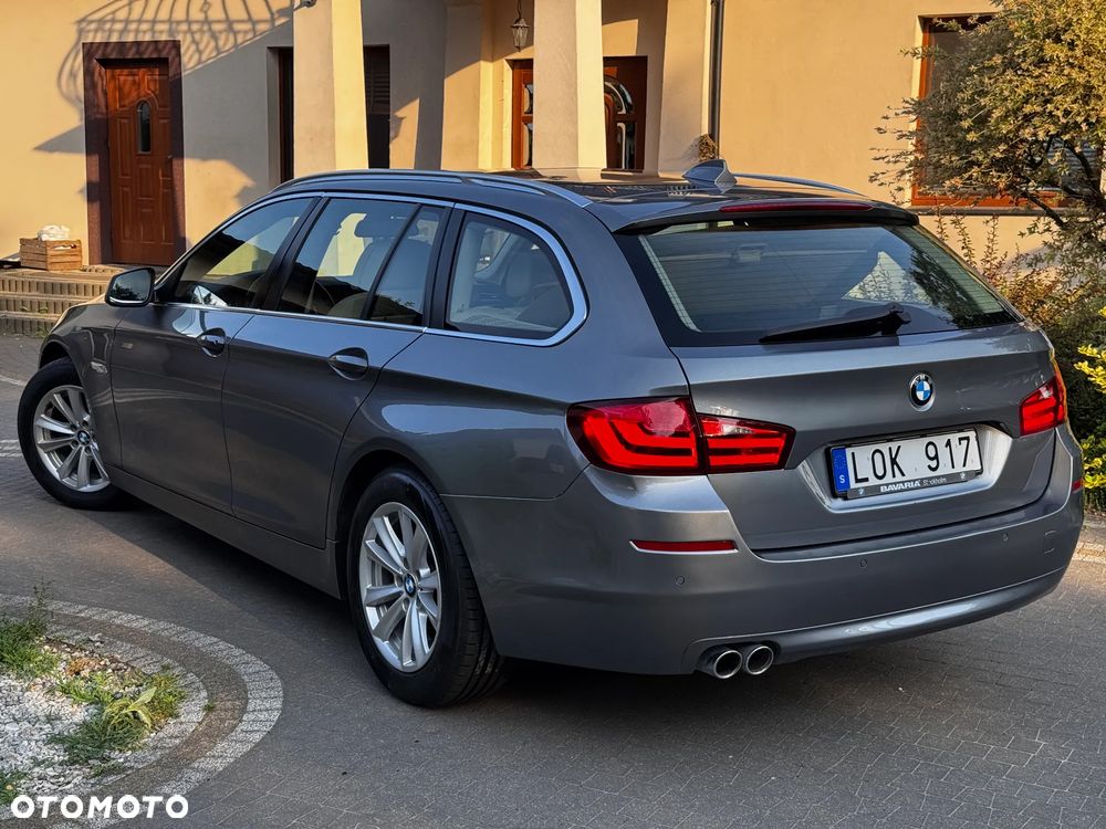 BMW Seria 5 530d xDrive Luxury Line - 4