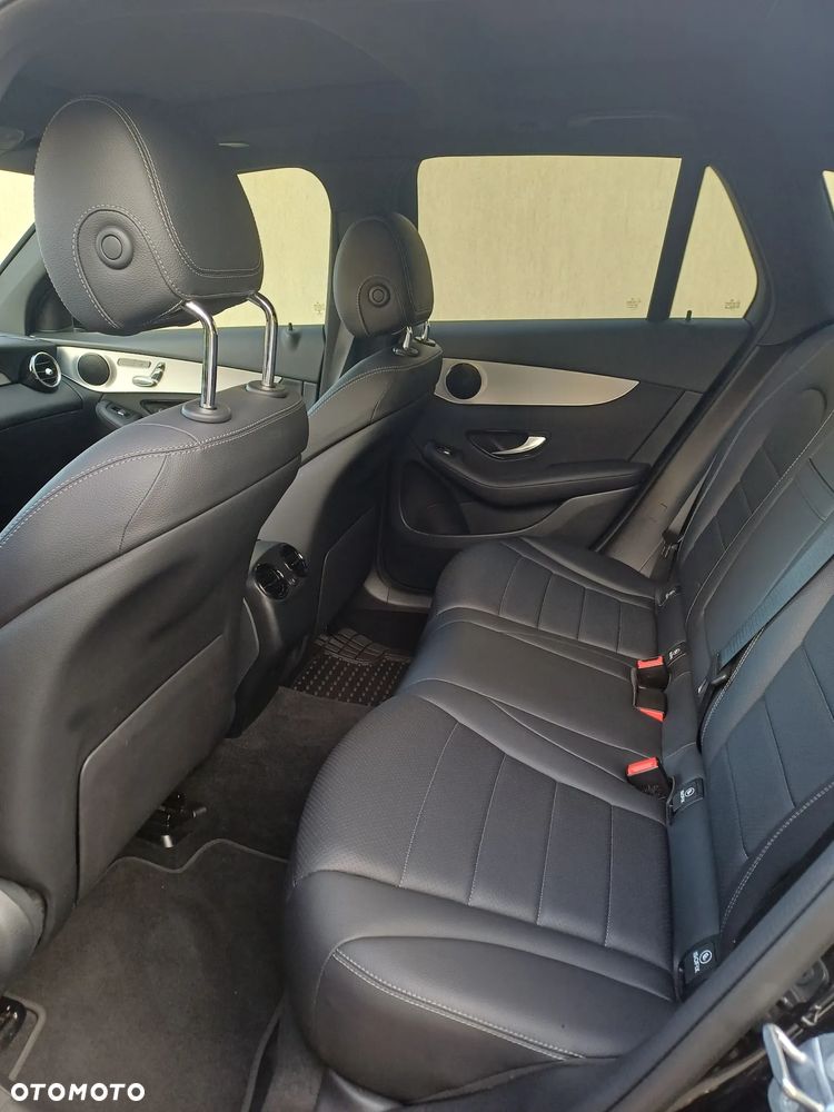 Mercedes-Benz GLC - 9
